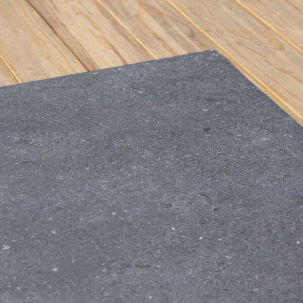 shell stone Nero Matt 600x600-02